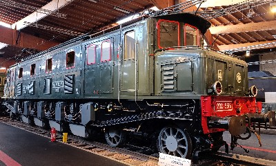 cliquez ici pour voir l'image (2D2.jpg)