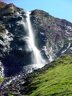 cliquez ici pour voir l'image (Cascade_du_Pisaillas.JPG)