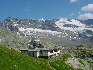 cliquez ici pour voir l'image (Refuge_des_Evettes.JPG)