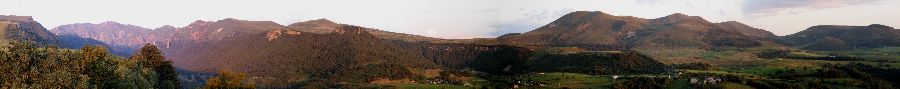 cliquez ici pour voir l'image (Rocher-Aigle-Panorama.jpg)